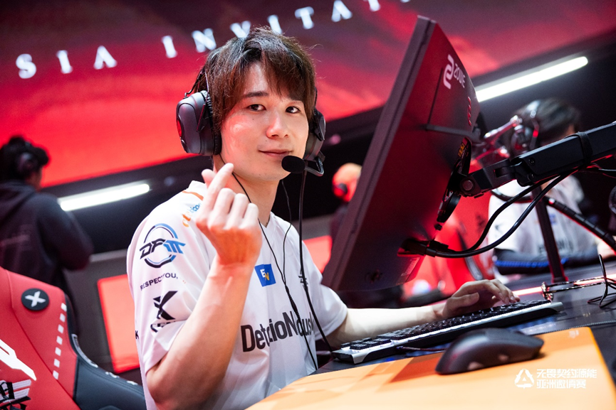 DFM爆冷EDG，JackeyLove制霸全场