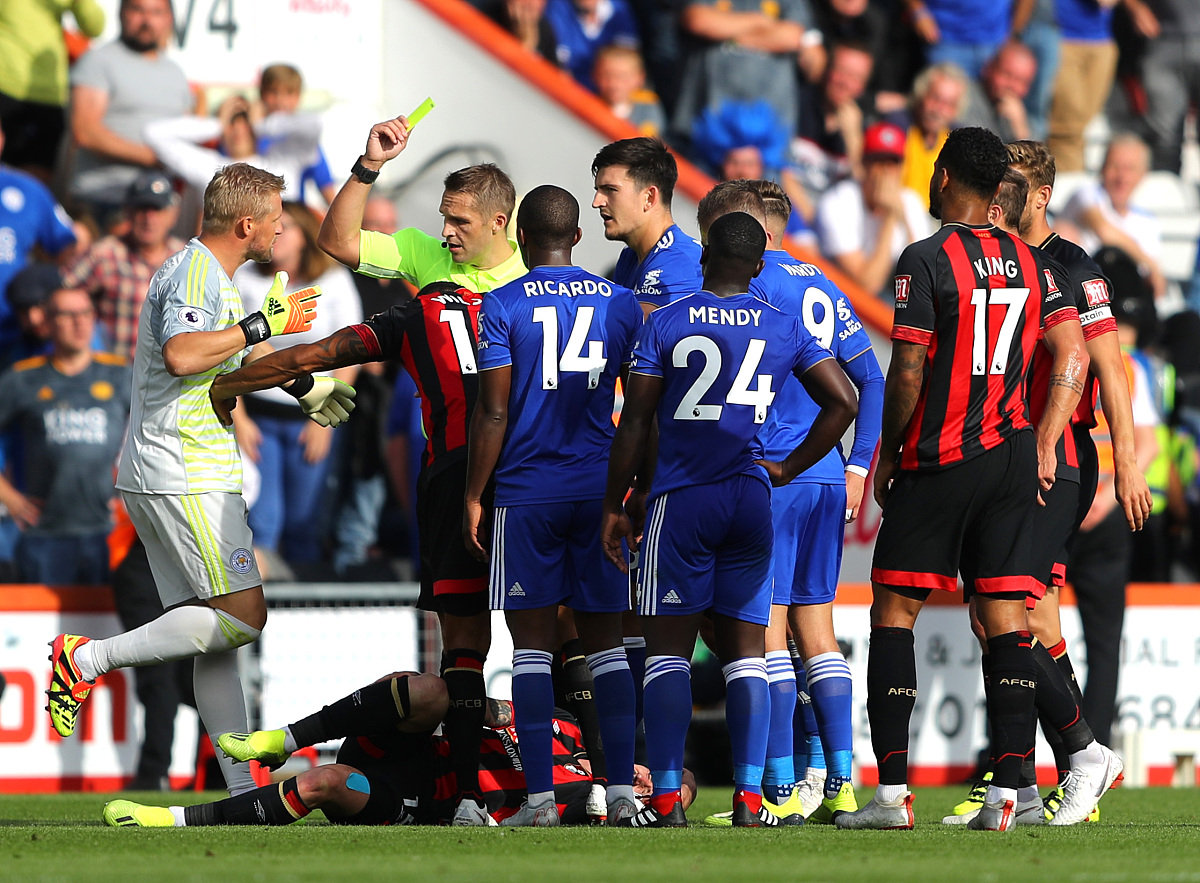 关于法国强势塞维利亚，马夏尔三分雨点燃全场的信息