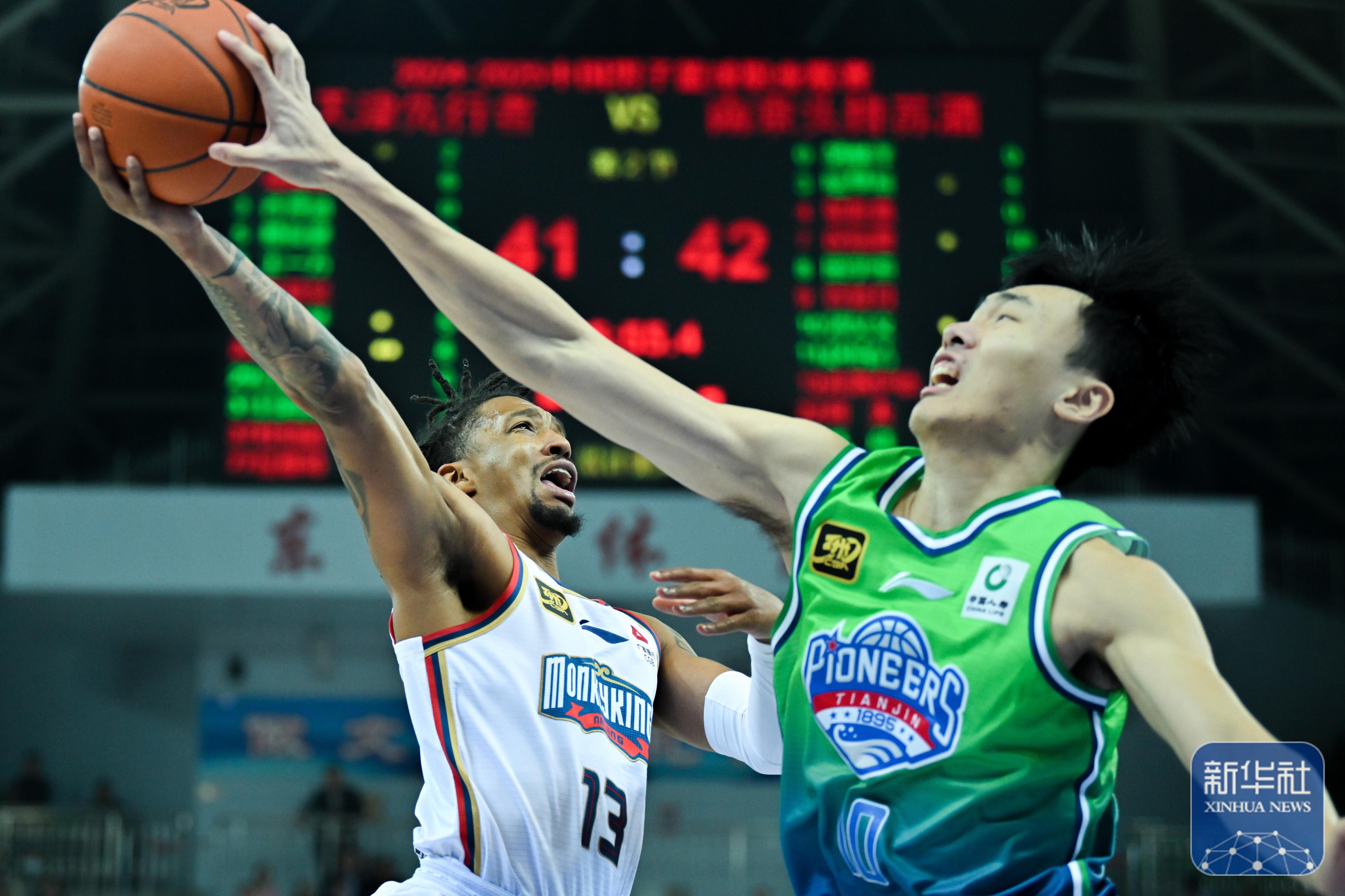 包含一场经典之战!CBA点燃球迷热情的词条 包含一场经典之战!CBA点燃球迷热情的词条