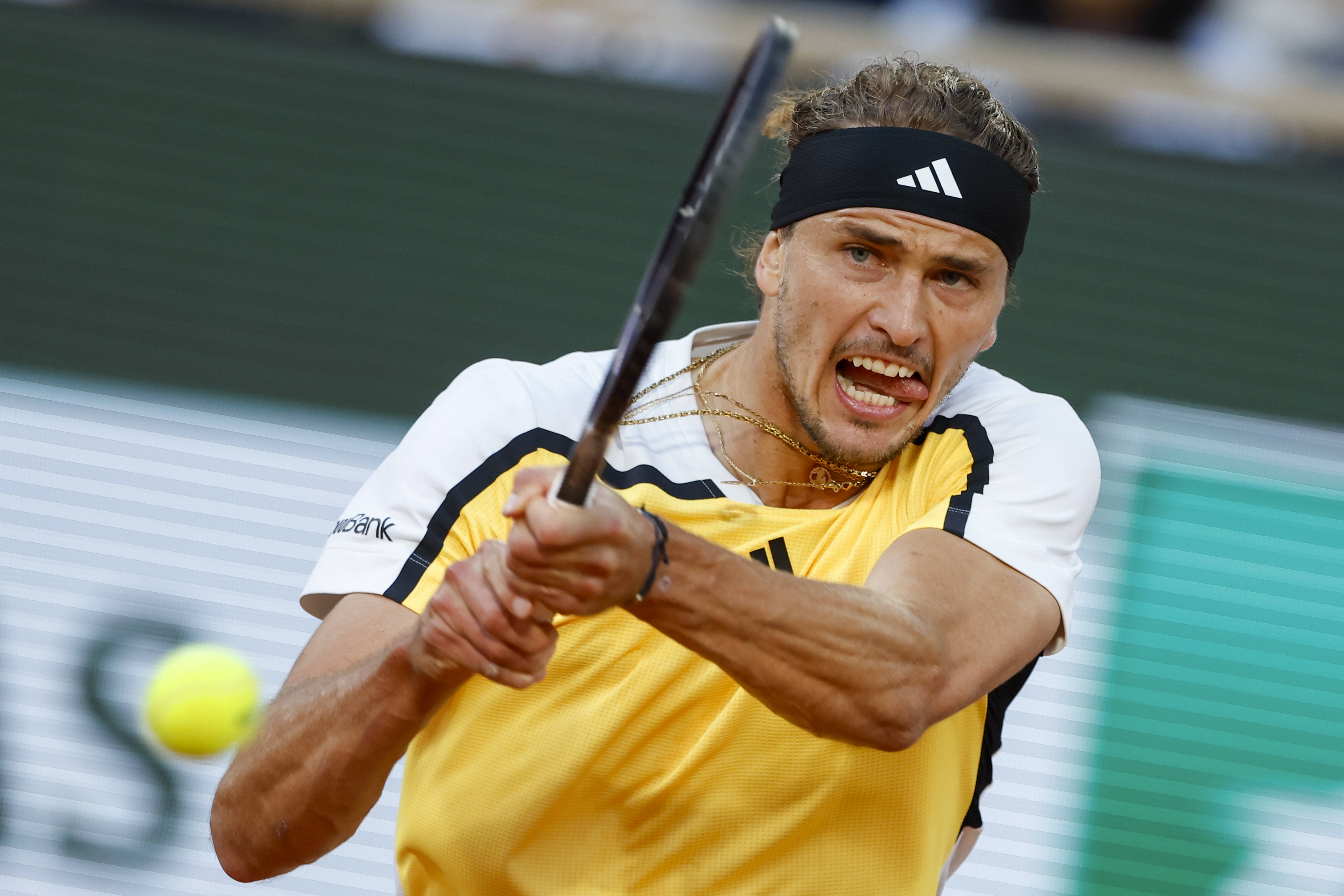 关于拉沃尔杯碾压法网,兹维列夫统治全场的信息 关于拉沃尔杯碾压法网,兹维列夫统治全场的信息