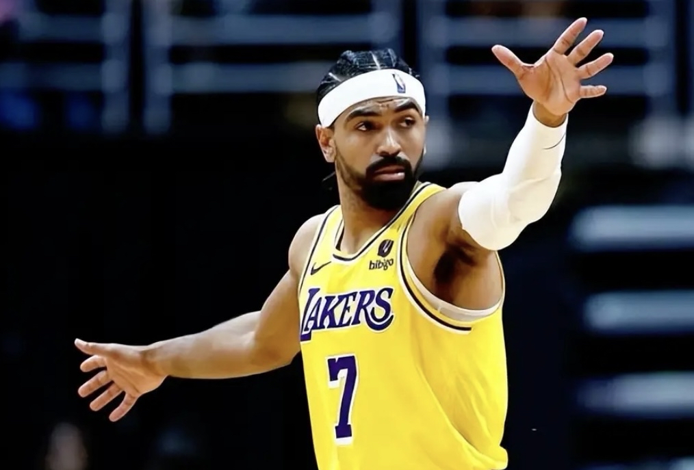 山西队绝杀湖人,塔图姆惊艳四座 山西队绝杀湖人,塔图姆惊艳四座