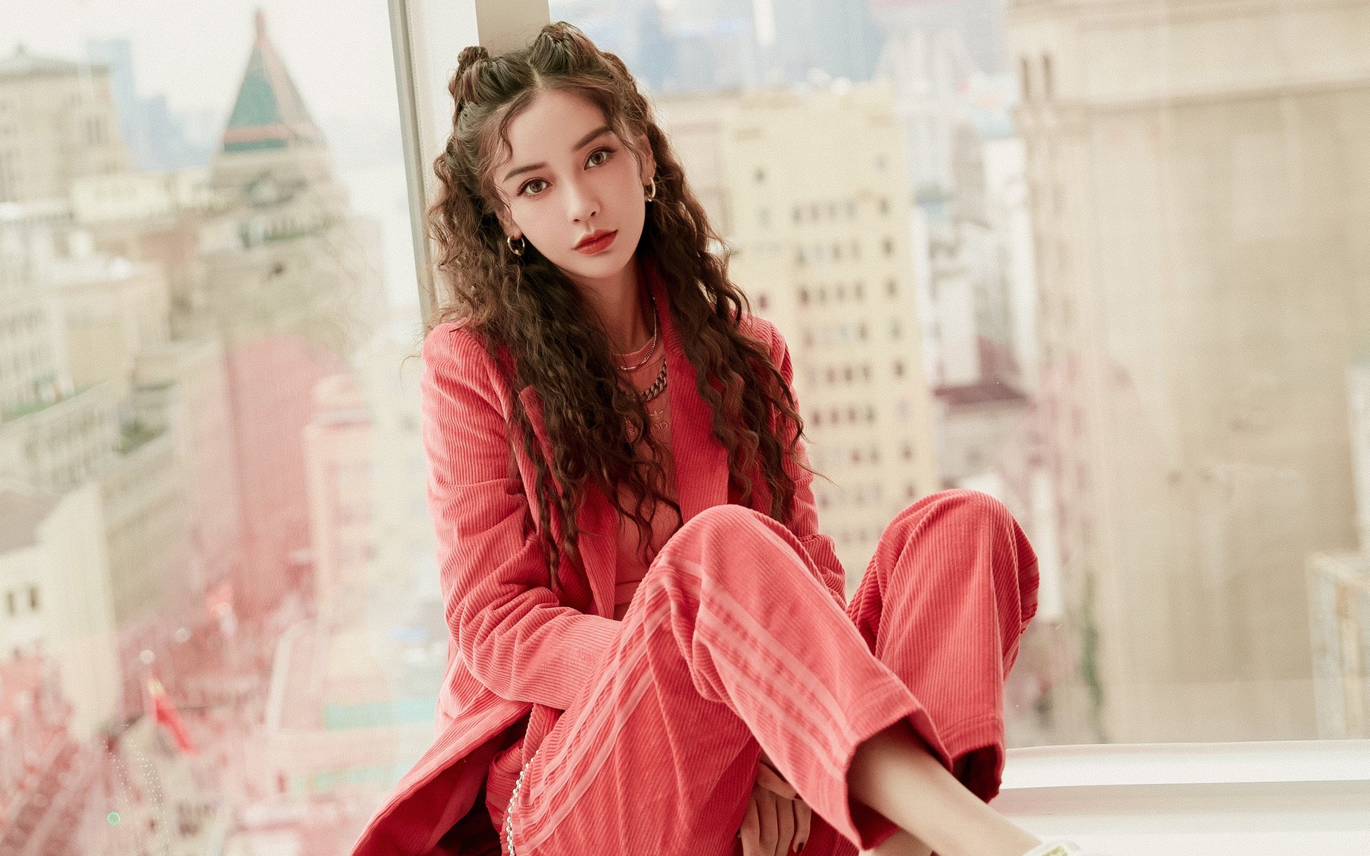 跨界接管,当范弗利特从硬木地板踩进F1赛道,步行者用铁链锁住绿军